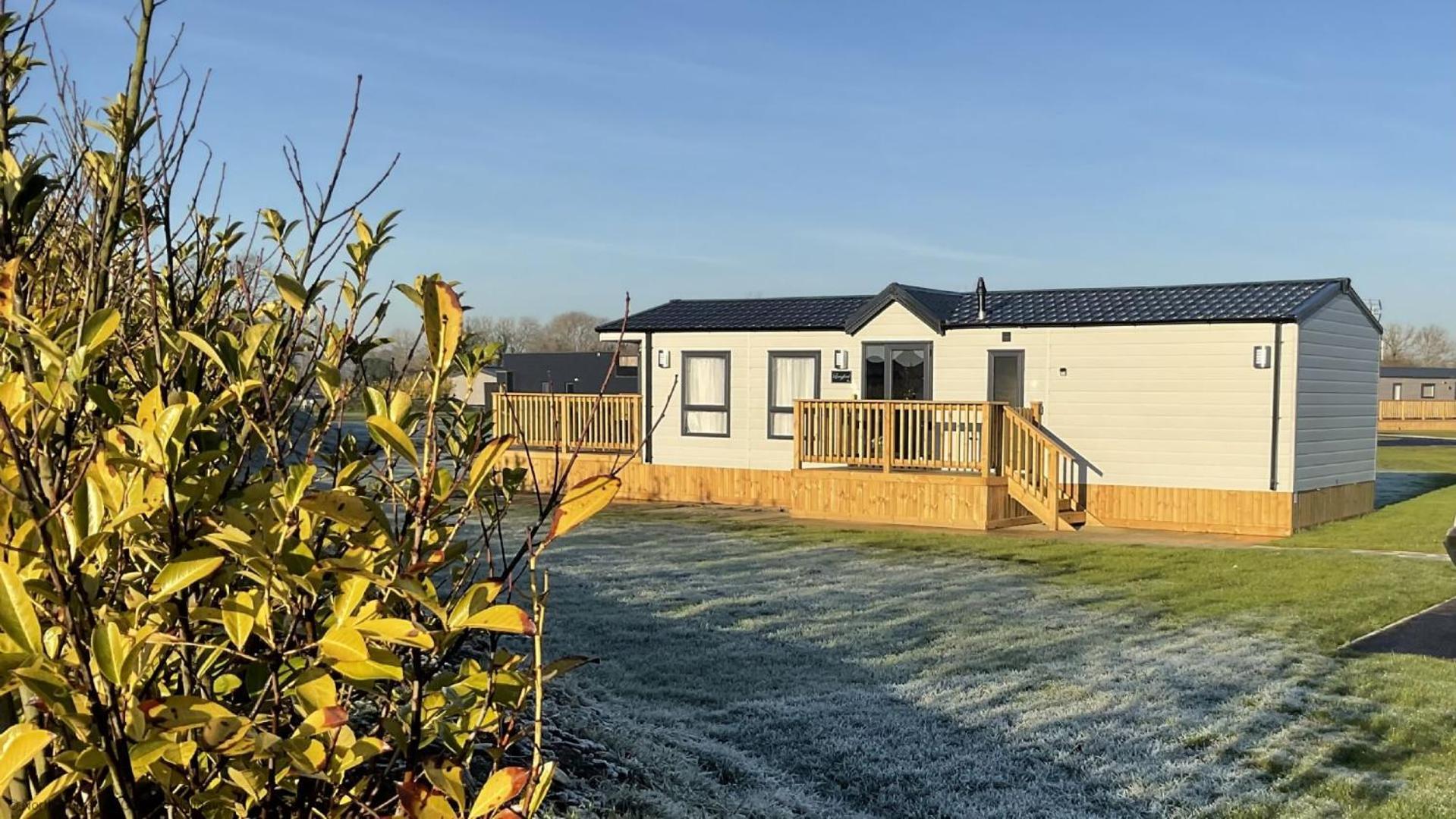 Deer View Lodge Close To Pickering Exterior photo